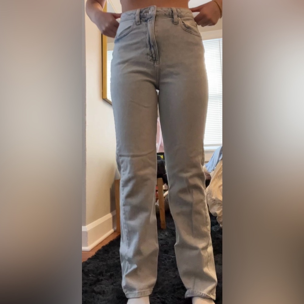 High waisted straight leg light wash jeans